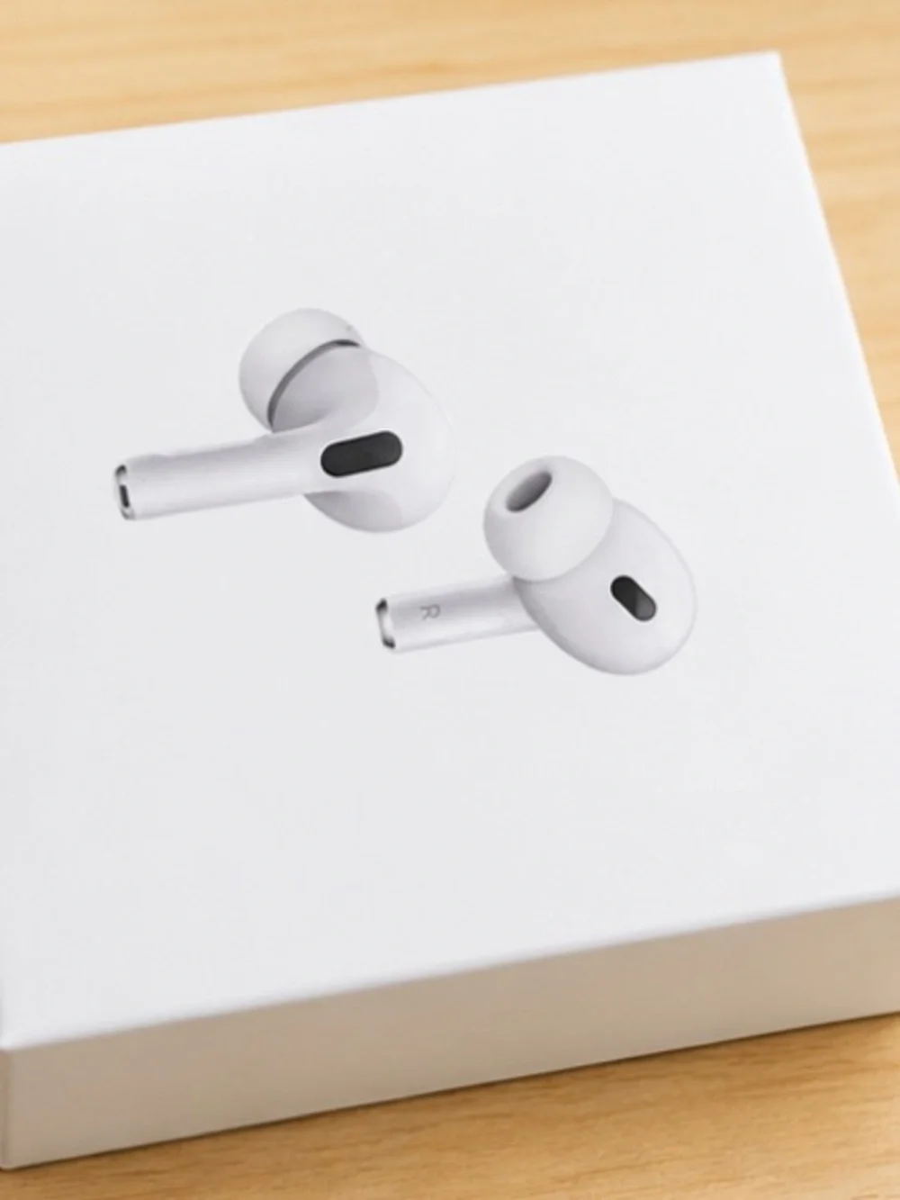 Apple White Wireless Earbud Headphones